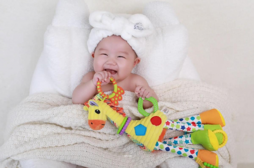 山东怎么判断宝宝是否斜颈 山东怎么判断宝宝是否斜颈